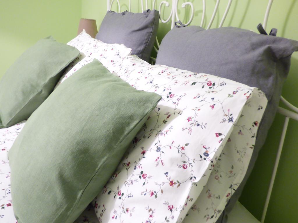 Giravento Bed & Breakfast Borgo San Dalmazzo Luaran gambar
