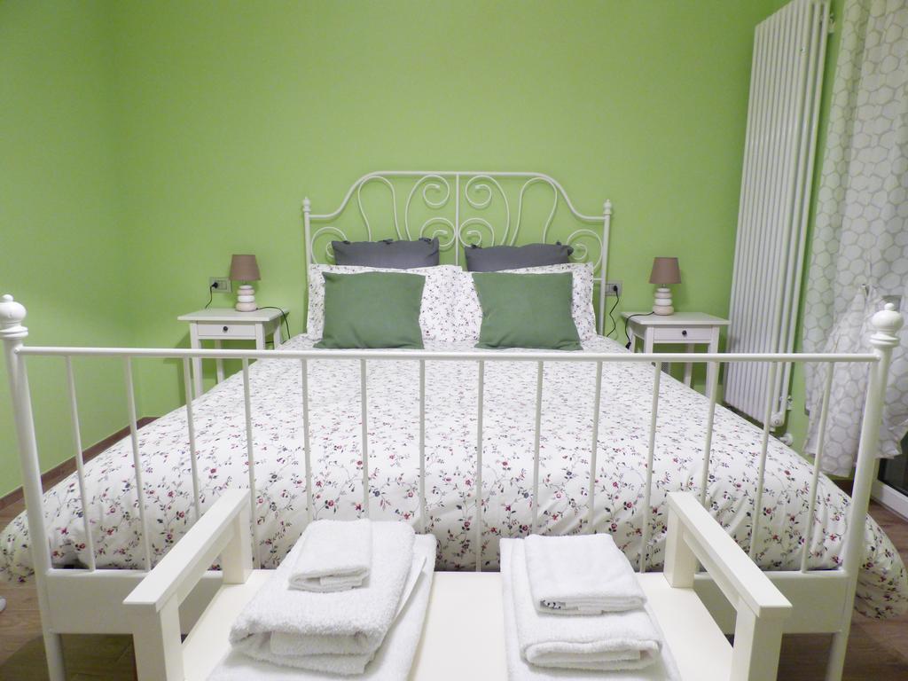 Giravento Bed & Breakfast Borgo San Dalmazzo Luaran gambar